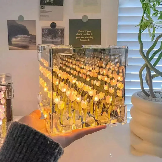 CUBO DE TULIPANES LED